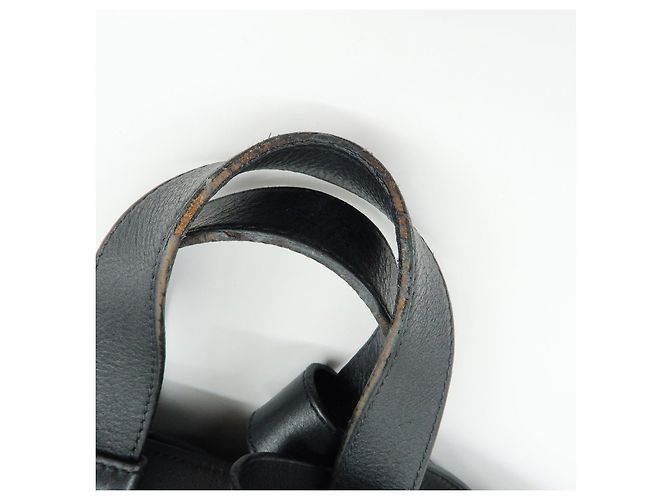 Borsa a tracolla LOEWE Anagram Hammock Medium in pelle nera - vista 10