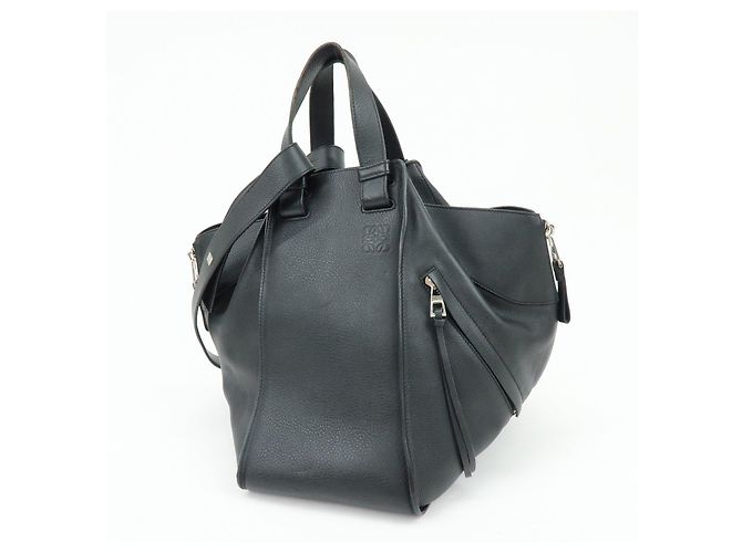 Borsa a tracolla LOEWE Anagram Hammock Medium in pelle nera - vista 3
