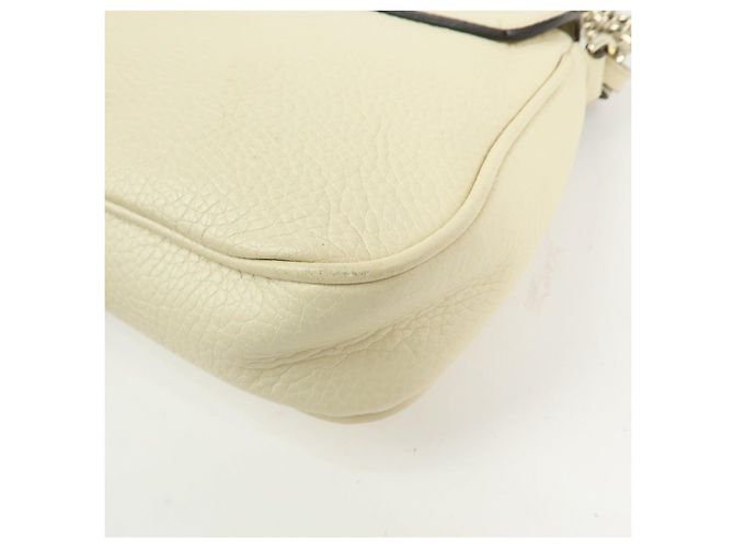 Borsa a tracolla in pelle con catena GUCCI SOHO Interlocking G Bianca 536224 - vista 10
