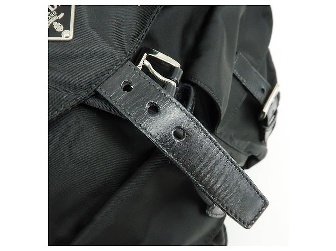 Zaino PRADA in nylon e pelle con logo Triangle Nero BZ2811 - vista 17