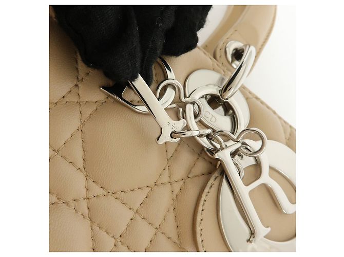 Christian Dior Cannage Lady Dior Borsa a Mano 2Way in Pelle Beige - vista 16