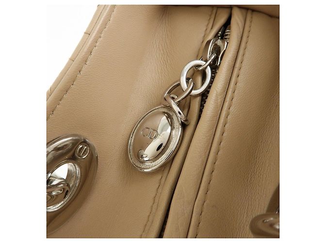 Christian Dior Cannage Lady Dior Borsa a Mano 2Way in Pelle Beige - vista 17