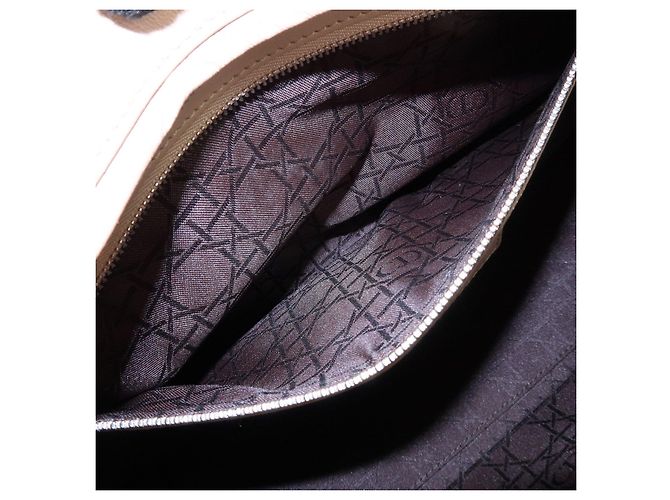 Christian Dior Cannage Lady Dior Borsa a Mano 2Way in Pelle Beige - vista 19