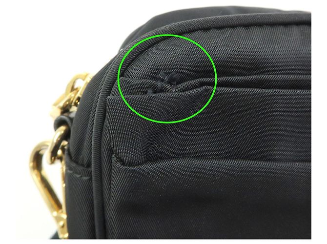 PRADA Mini Borsa a Tracolla in Nylon e Pelle Nero - vista 17