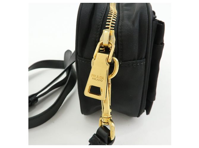 PRADA Mini Borsa a Tracolla in Nylon e Pelle Nero - vista 20