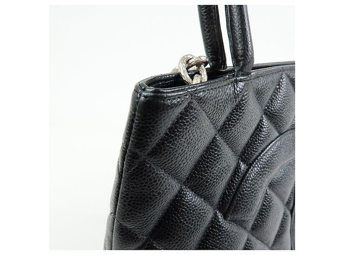 Borsa Tote CHANEL Medallion Matelasse COCO Mark Caviarskin Nera A01804 - vista 12