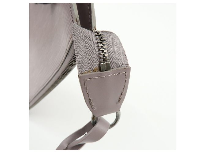 Louis Vuitton Epi Leather Pochette Accessoires Pouch Lilac M5294B - vista 11