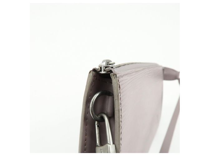 Louis Vuitton Epi Leather Pochette Accessoires Pouch Lilac M5294B - vista 16