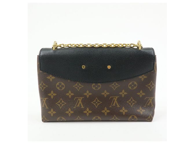 Borsa a tracolla con catena Louis Vuitton Monogram Saint Placide M43714 - vista 2