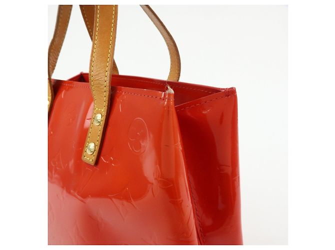 Borsa a mano Louis Vuitton Monogram Vernis Reade PM Rouge M91088 - vista 14