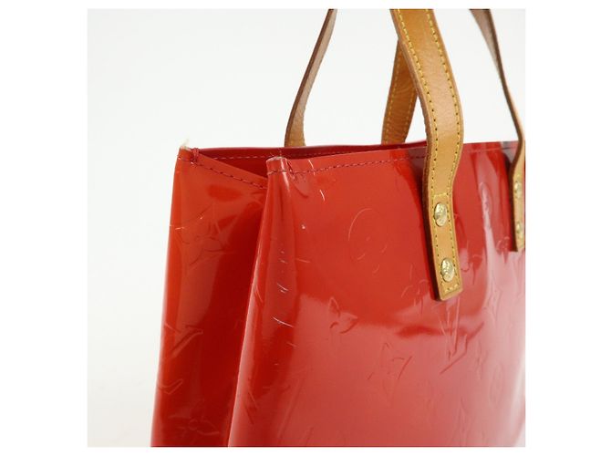 Borsa a mano Louis Vuitton Monogram Vernis Reade PM Rouge M91088 - vista 15