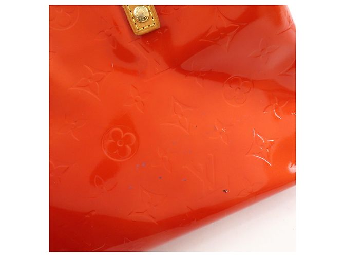 Borsa a mano Louis Vuitton Monogram Vernis Reade PM Rouge M91088 - vista 17