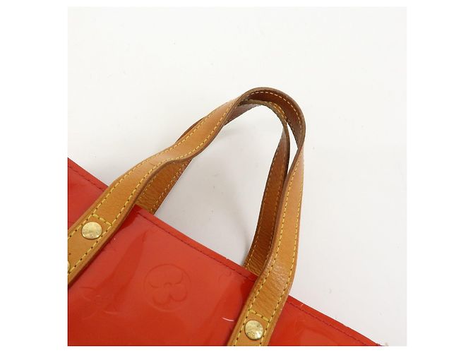Borsa a mano Louis Vuitton Monogram Vernis Reade PM Rouge M91088 - vista 6
