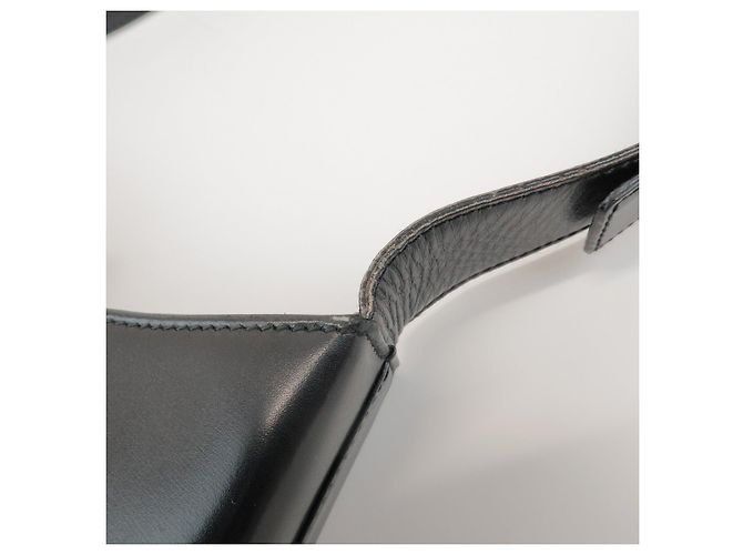 Salvatore Ferragamo Borsa a tracolla e borsa a mano Ferragamo Gancini in pelle di vitello Black - vista 11