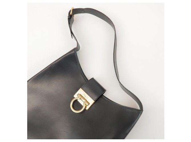 Salvatore Ferragamo Borsa a tracolla e borsa a mano Ferragamo Gancini in pelle di vitello Black - vista 6