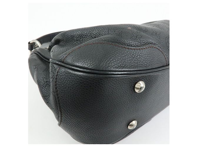 Louis Vuitton Monogram Mahina Solar PM Shoulder Bag Noir M93127 - vista 12