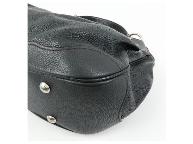 Louis Vuitton Monogram Mahina Solar PM Shoulder Bag Noir M93127 - vista 13