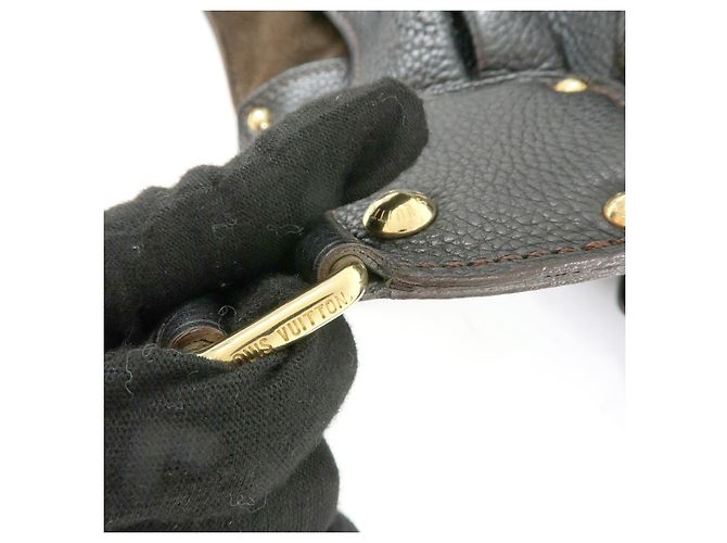 Borsa a tracolla Louis Vuitton Monogram Leather Mahina L Noir M95765 - vista 8