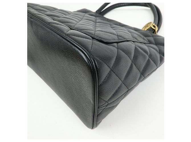 Borsa Tote CHANEL Matelassé COCO Mark Caviarskin Medallion Nera A01804 - vista 12