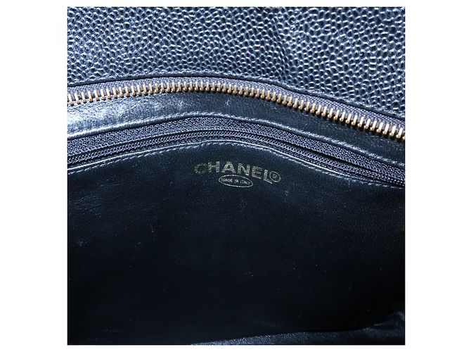 Borsa Tote CHANEL Matelasse COCO Mark Caviarskin Medallion Nera A01804 - vista 21