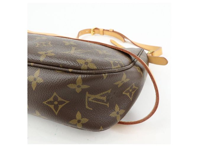 Louis Vuitton Monogram Mabillon Crossbody Shoulder Bag M41679 - vista 15