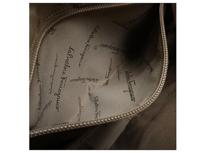 Salvatore Ferragamo Borsa a mano e a tracolla Ferragamo Gancini in pelle Orange - vista 23