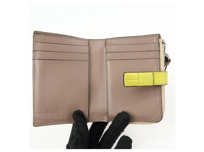 Cartera compacta de piel Anagram LOEWE Beige Yellow - vista 16