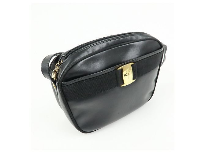 Salvatore Ferragamo Borsa a tracolla Ferragamo Vara in pelle Nero - vista 4