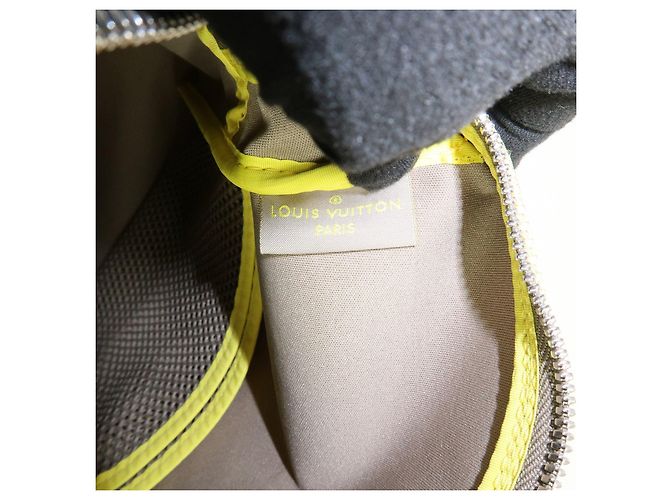 Louis Vuitton Damier Geant LV Cup Weatherly Shoulder Bag M80636 - vista 23