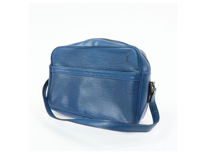 Louis Vuitton Epi Trocadero 27 Shoulder Bag Toledo Blue M51315 - vista 3