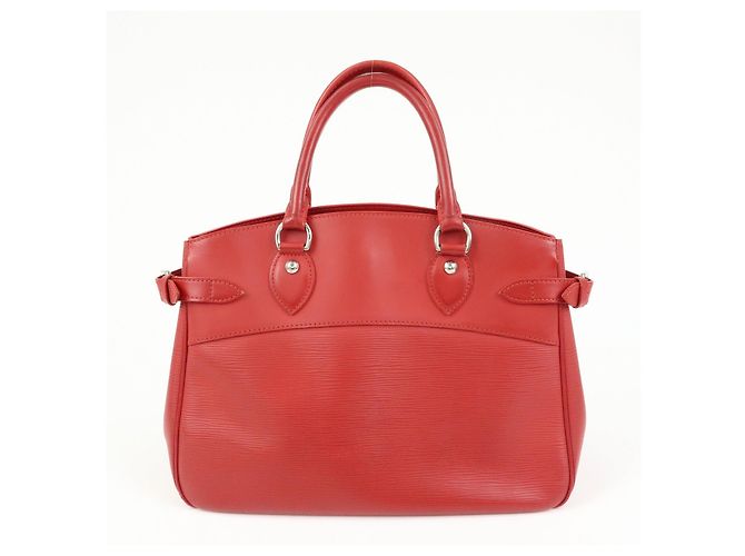 Borsa a mano Louis Vuitton Epi Passy PM Tote Bag Rouge M5926E - vista 2