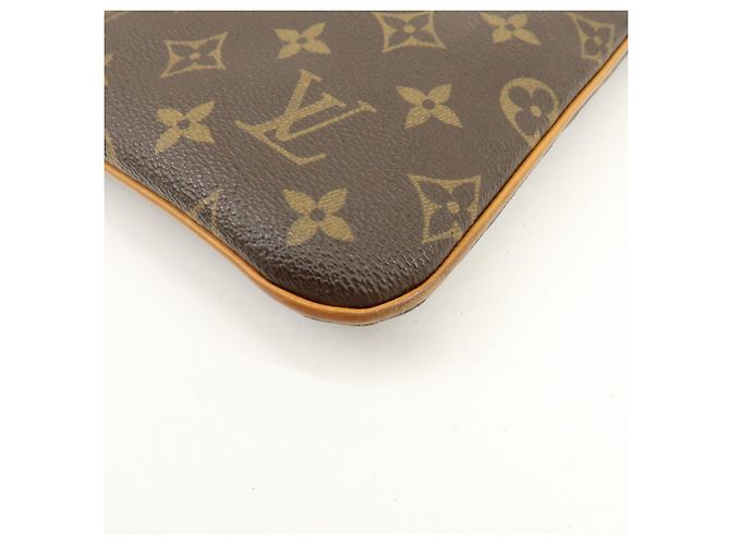 Louis Vuitton Monogram Pochette Valmy Shoulder Bag Brown M40524 - vista 10