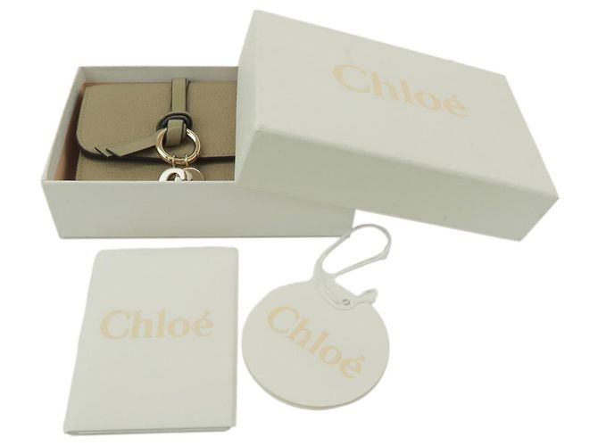 Chloé Billetera Compacta Chloe de Piel Small Tri-fold C-charm Khaki - vista 12