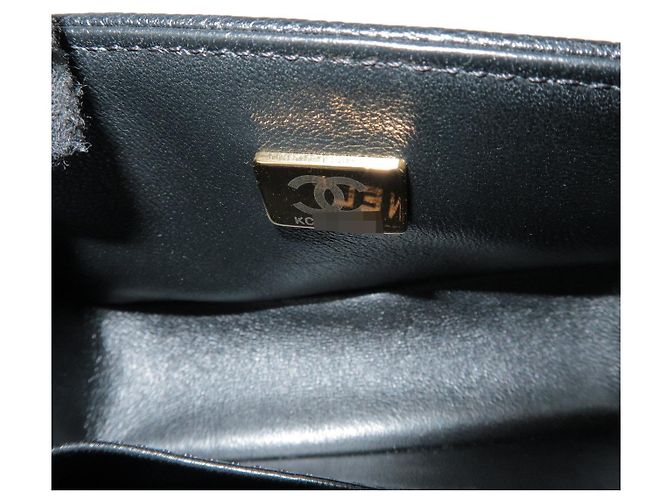 CHANEL Boy Chanel Mini V Stitch Caviarskin Chain Shoulder Bag Black - vista 11
