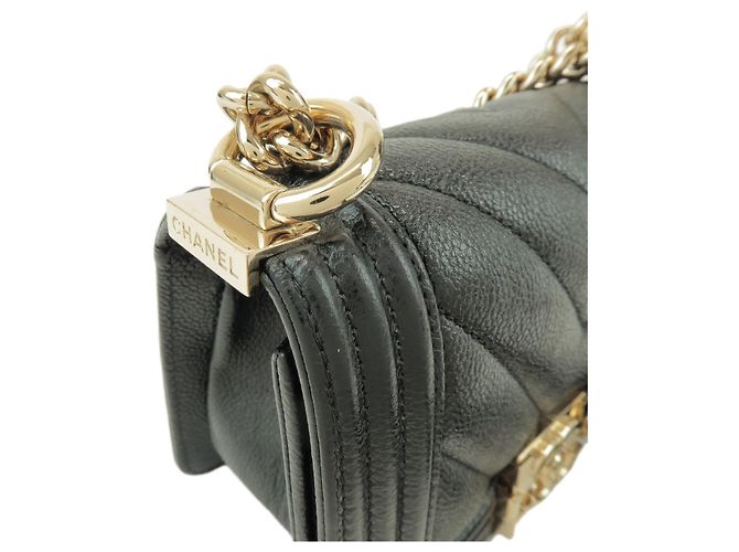 CHANEL Boy Chanel Mini V Stitch Caviarskin Chain Shoulder Bag Black - vista 7