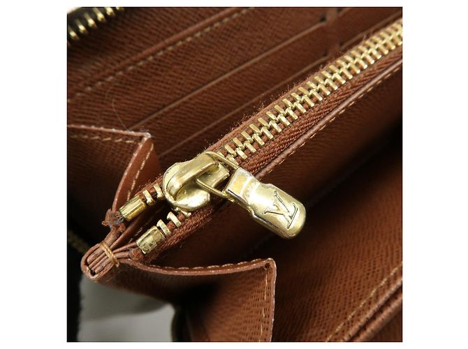 Louis Vuitton Monogram Canvas Zippy Long Wallet Brown M60017 - vista 17