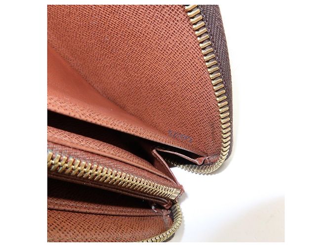 Louis Vuitton Monogram Canvas Zippy Long Wallet Brown M60017 - vista 21