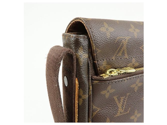 Borsa a Tracolla Louis Vuitton Monogram Beaubourg MM Canvas M97038 - vista 15