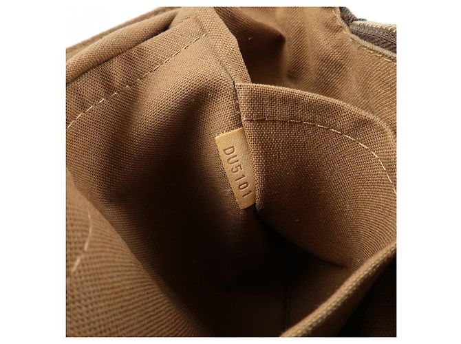 Borsa a Tracolla Louis Vuitton Monogram Beaubourg MM Canvas M97038 - vista 24
