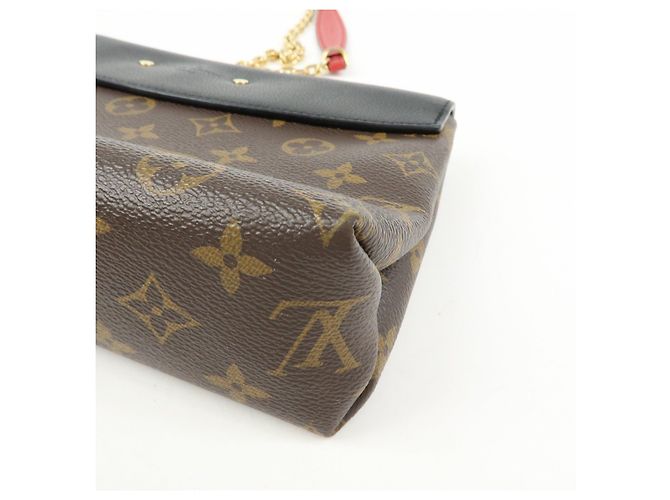 Borsa a spalla Louis Vuitton Monogram Canvas Saint Placide M43714 - vista 12