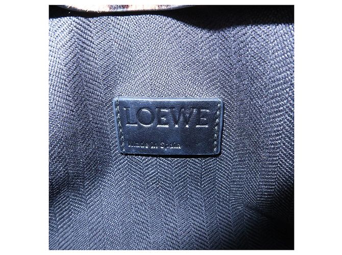 Borsa a tracolla LOEWE Unborn in pelle di vitello Leopard Brown Black - vista 22