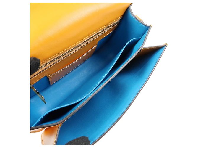 Borsa a tracolla Pont Neuf in pelle Louis Vuitton Orange M55946 - vista 10