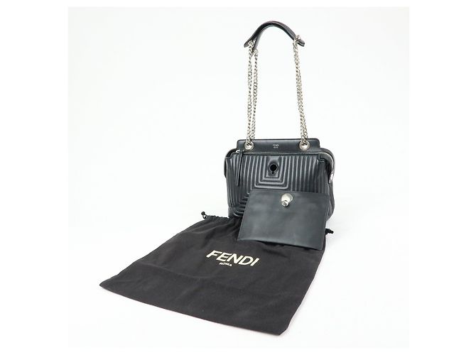 FENDI Dotcom Borsa 2Way in pelle Borsa a mano Borsa a tracolla Nera 8BN299 - vista 24