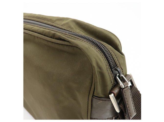Borsa a tracolla in nylon PRADA con logo Triangle Khaki Brown BT0166 - vista 16