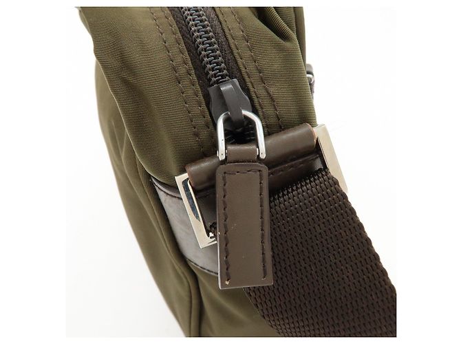 Borsa a tracolla in nylon PRADA con logo Triangle Khaki Brown BT0166 - vista 18