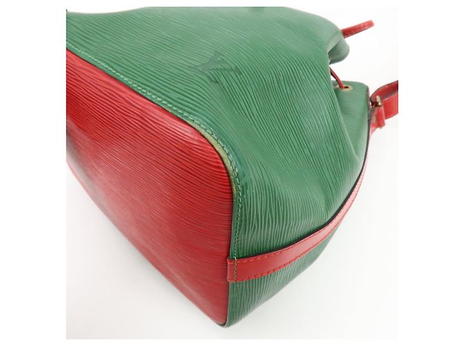 Borsa a tracolla Louis Vuitton Epi Petit Noe Green Red M44147 - vista 11