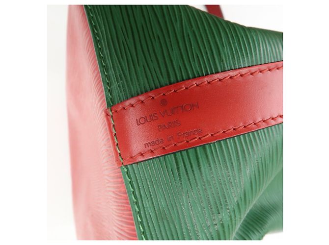 Borsa a tracolla Louis Vuitton Epi Petit Noe Green Red M44147 - vista 22