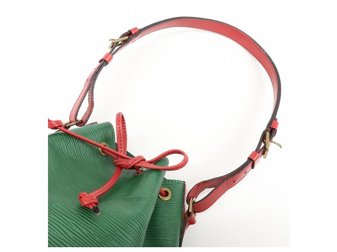 Borsa a tracolla Louis Vuitton Epi Petit Noe Green Red M44147 - vista 6