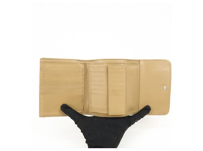 Portafoglio compatto trifold in nylon e pelle con logo PRADA Beige 1M0170 - vista 13
