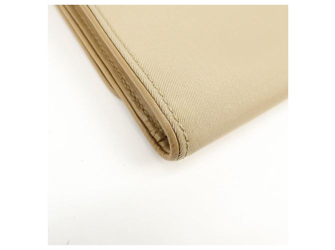 Portafoglio compatto trifold in nylon e pelle con logo PRADA Beige 1M0170 - vista 8